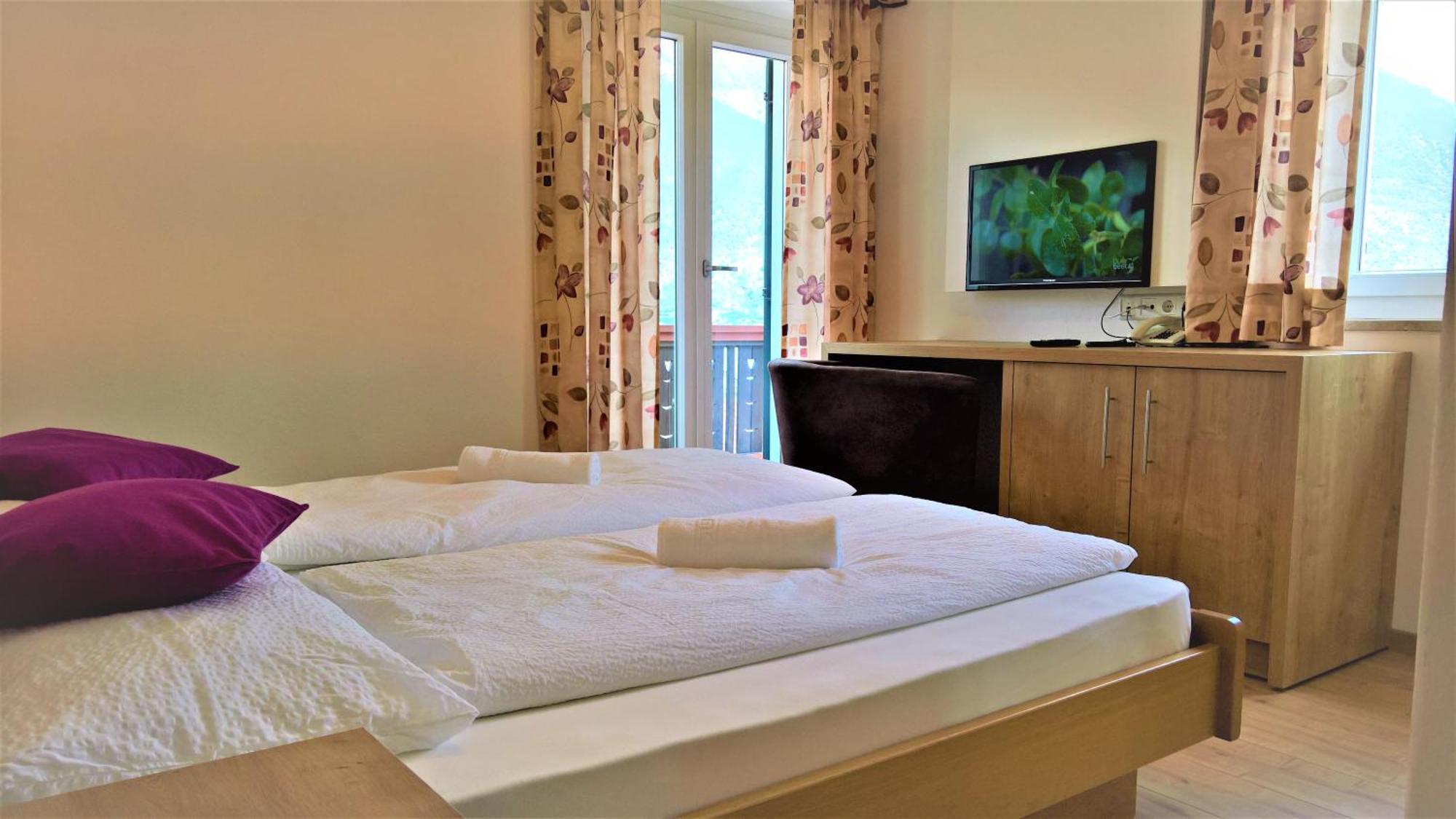 Hotel Krone Morter 外观 照片