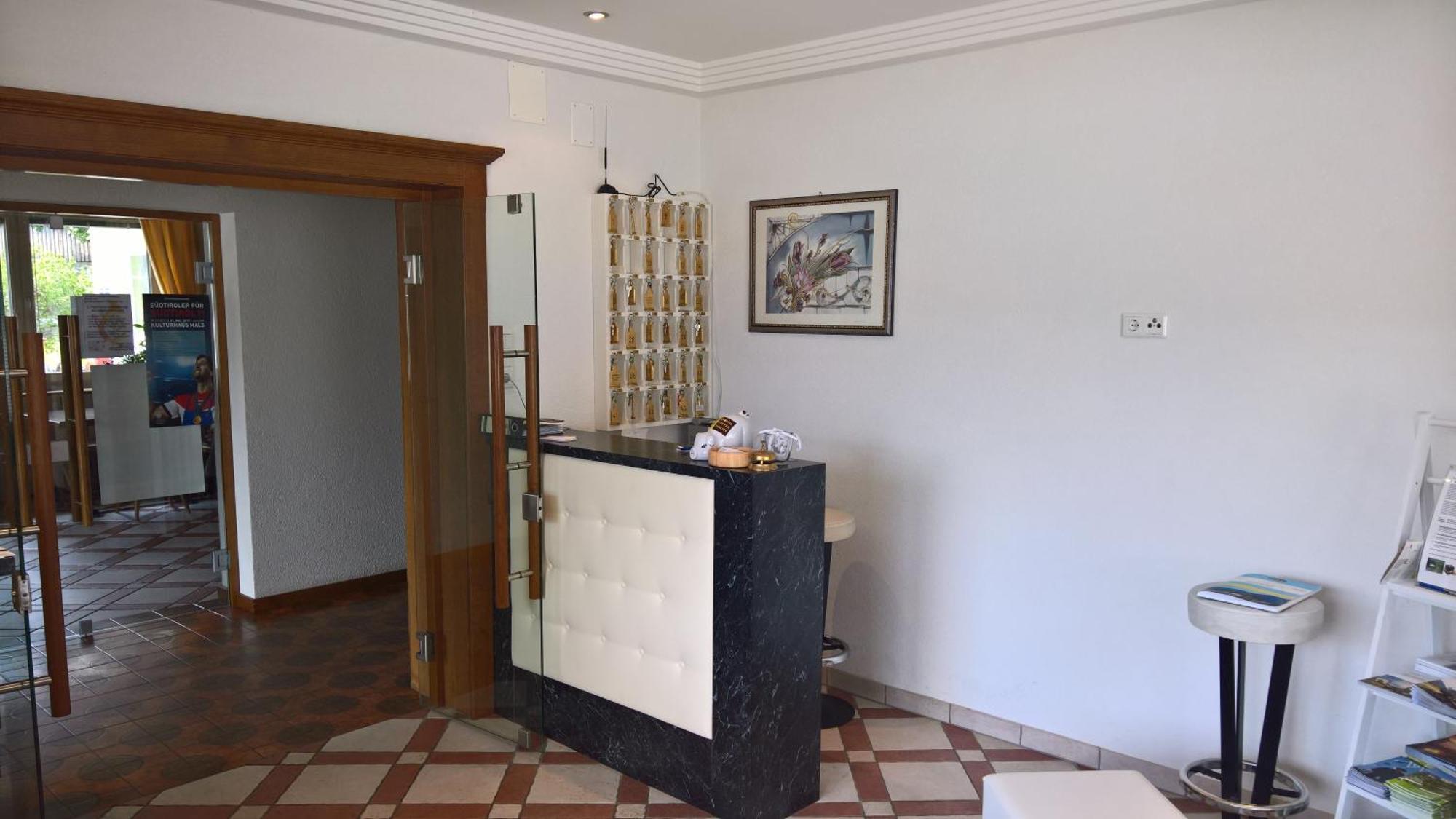 Hotel Krone Morter 外观 照片